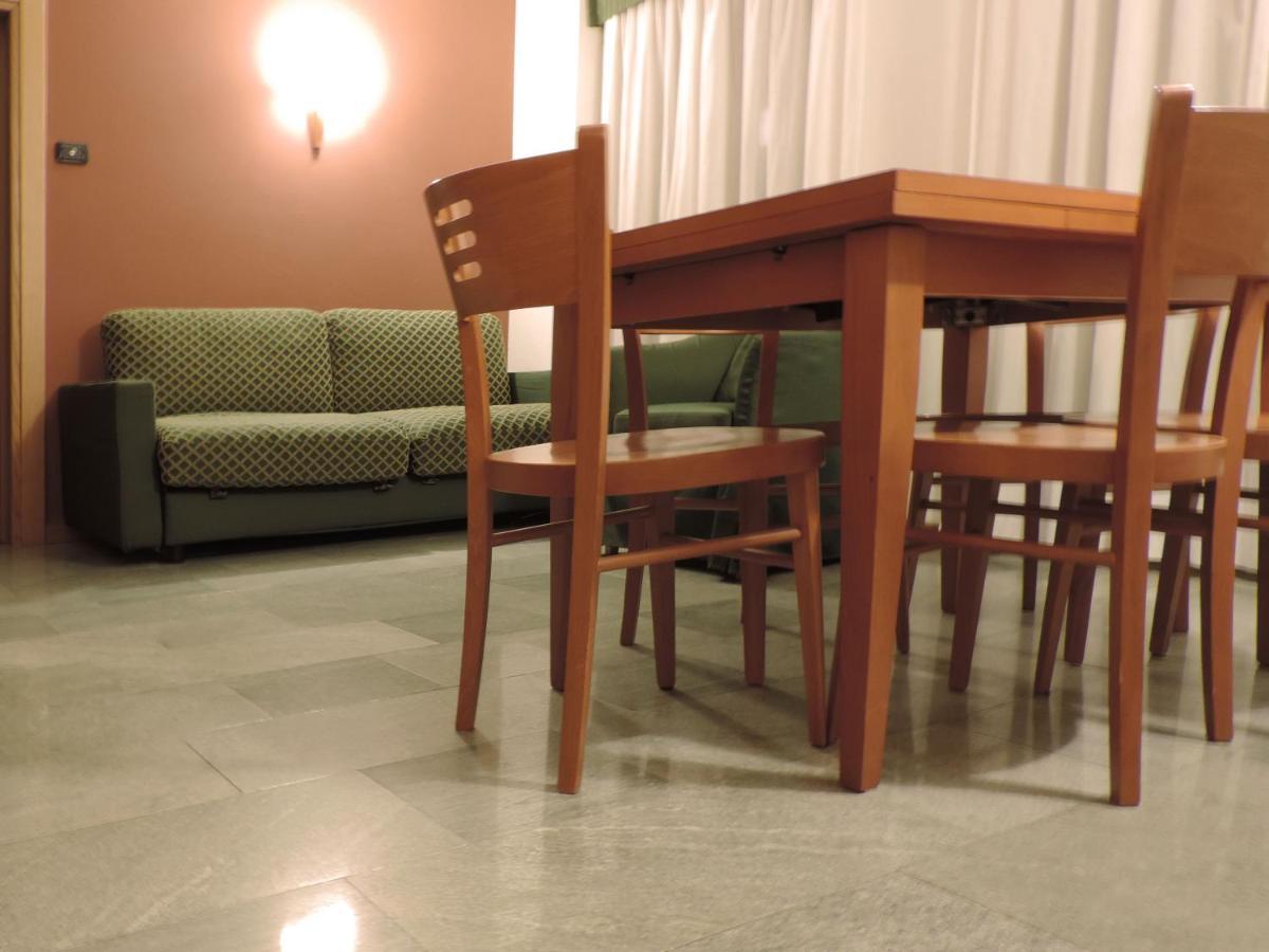 Residence Pizzo Scalino คีเอซา อิน วัลมาเลนโก ภายนอก รูปภาพ