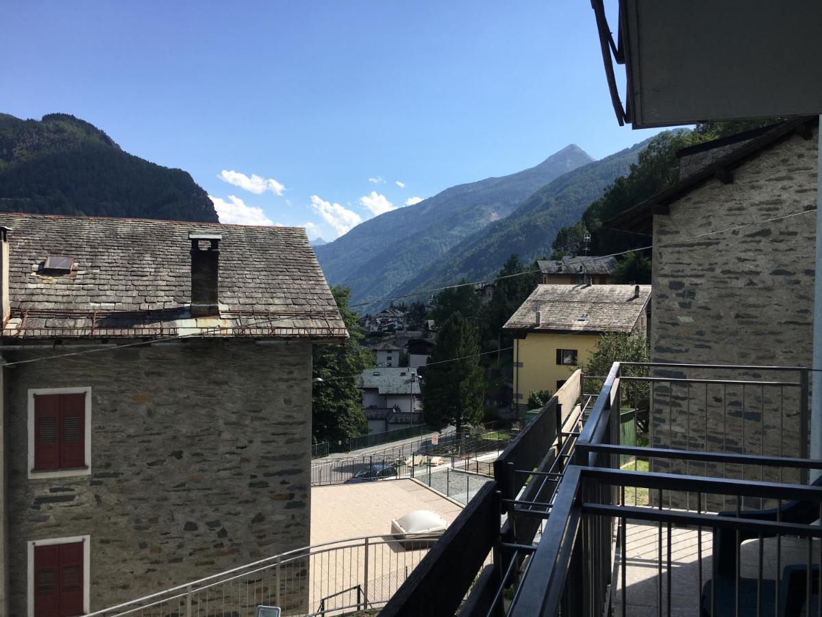 Residence Pizzo Scalino คีเอซา อิน วัลมาเลนโก ภายนอก รูปภาพ
