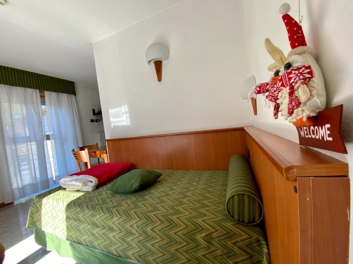 Residence Pizzo Scalino คีเอซา อิน วัลมาเลนโก ภายนอก รูปภาพ