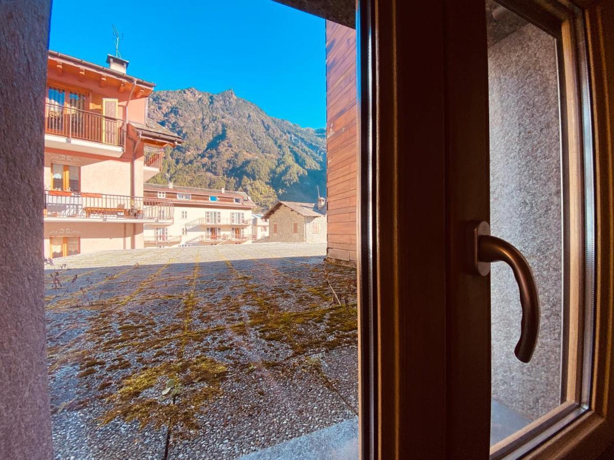 Residence Pizzo Scalino คีเอซา อิน วัลมาเลนโก ภายนอก รูปภาพ