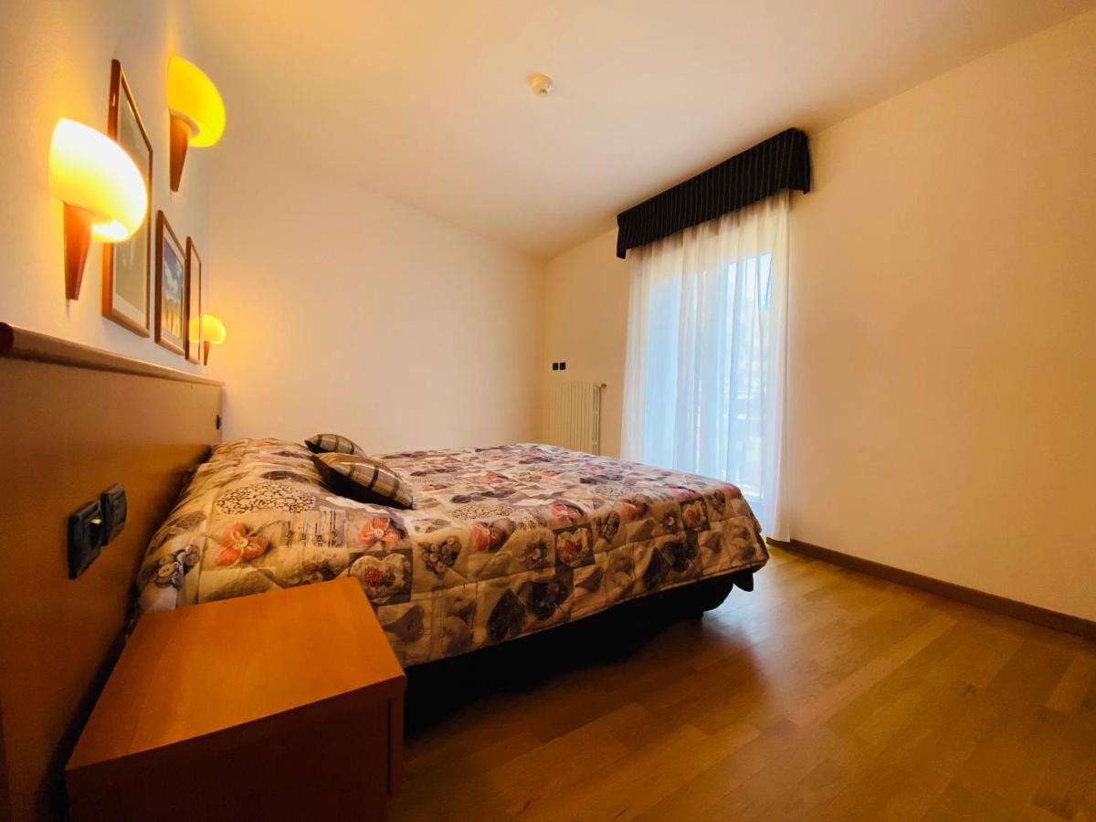 Residence Pizzo Scalino คีเอซา อิน วัลมาเลนโก ภายนอก รูปภาพ