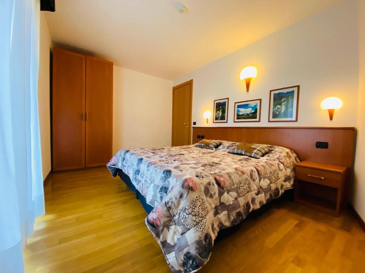 Residence Pizzo Scalino คีเอซา อิน วัลมาเลนโก ภายนอก รูปภาพ