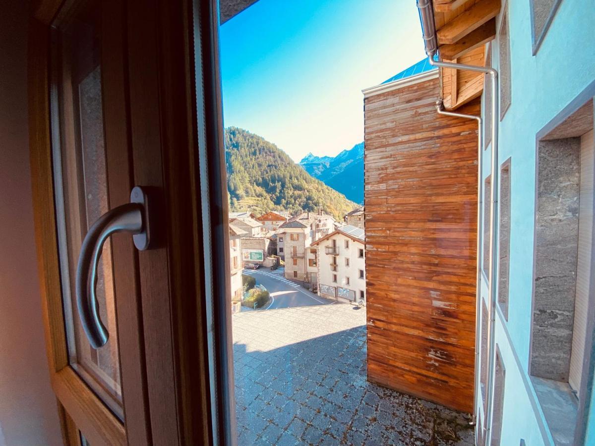 Residence Pizzo Scalino คีเอซา อิน วัลมาเลนโก ภายนอก รูปภาพ